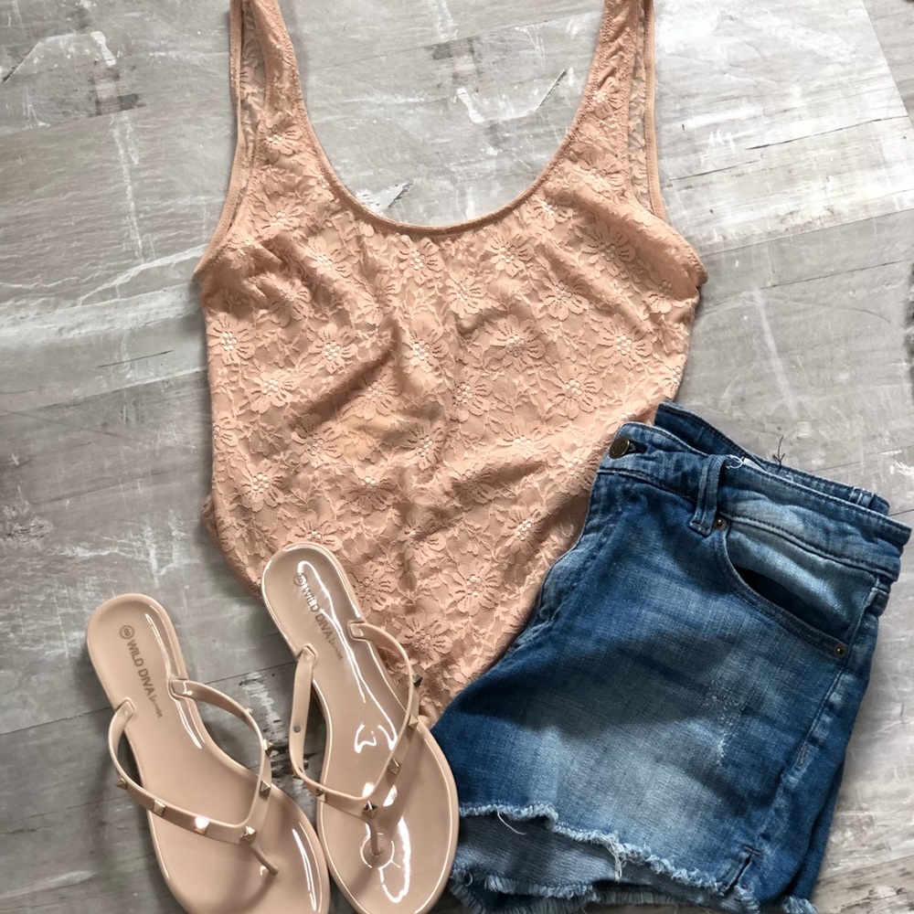 Lace body suit